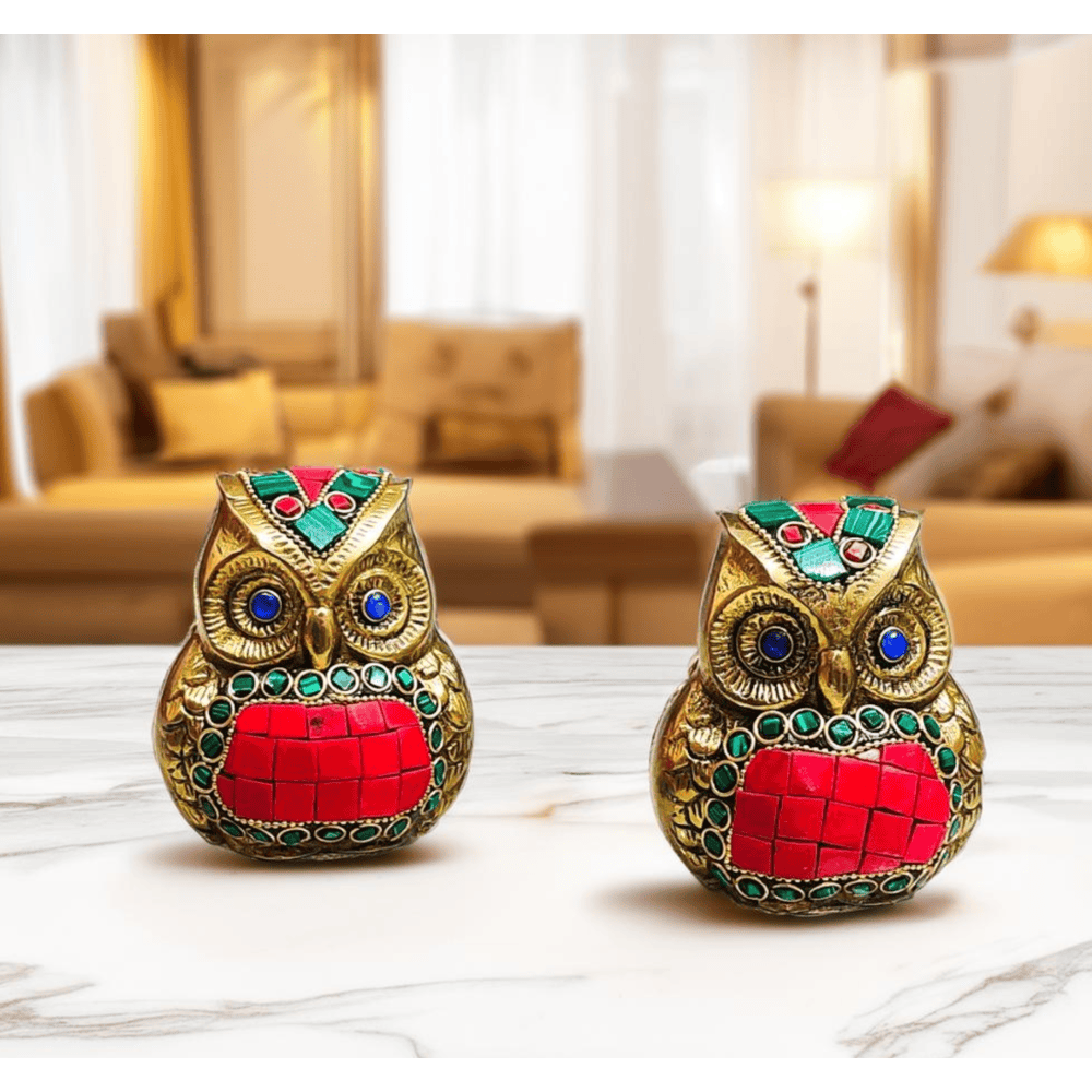 Handmade Pair of Owl Statue with Stone Work.
